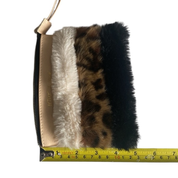 Betsey Johnson Faux Fur Wristlet Cream and Black with Leopard Print - Picture 8 of 9